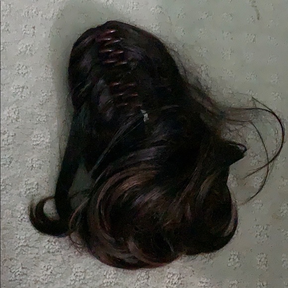 Easy Hair - Picture 1 of 1